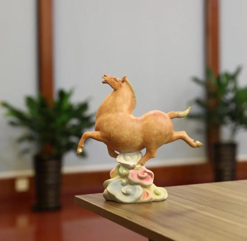 卧室风水禁忌，嫩否放置马形装饰品？