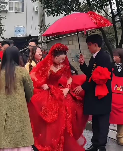 2025年11月24日农历十月初五新娘出门吉不吉利，这一天适合新娘出门吗？