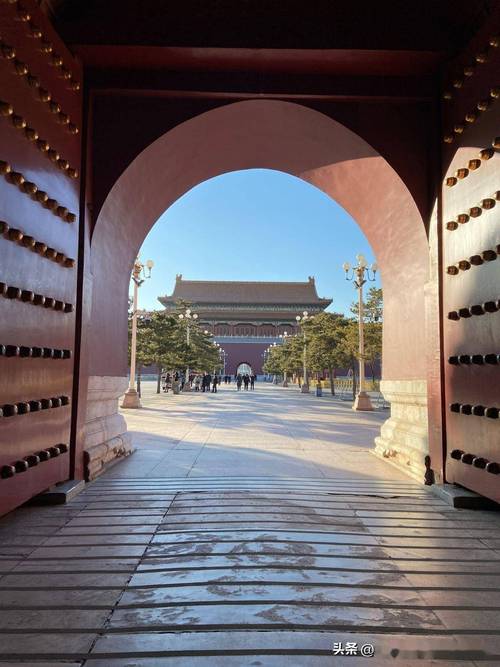 2026年1月17日农历冬月廿九安门吉日今天安门装大门合适吗？