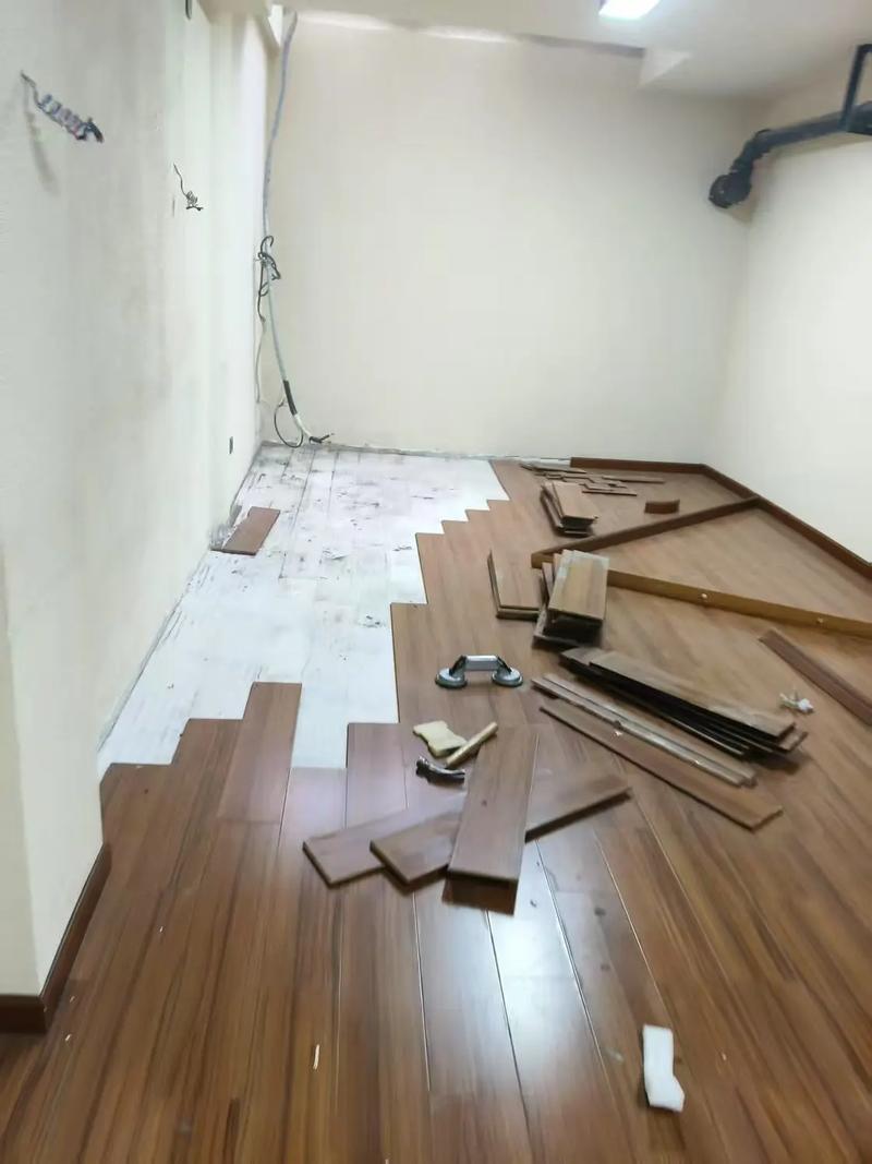 地板破旧会对家中的风水产生怎样的负面影响呢？