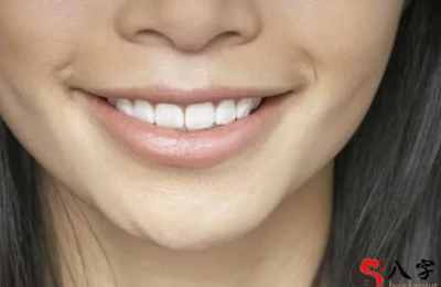 面相学中，面相富贵人有哪些特征？