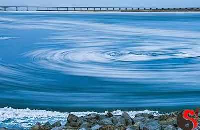 梦见河水漩涡
