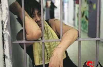 梦见被关进监狱